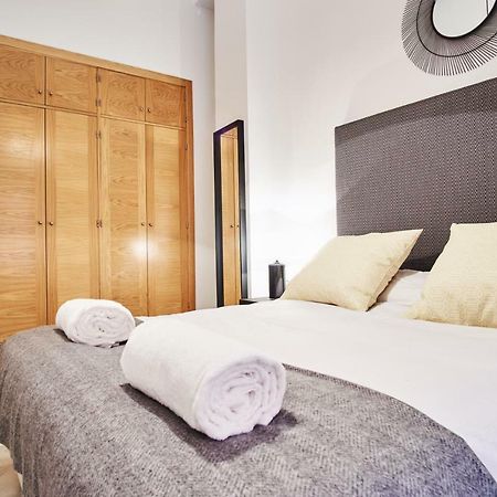 Arenal Carreteria Deluxe Suites By Valcambre Sevilla Eksteriør bilde