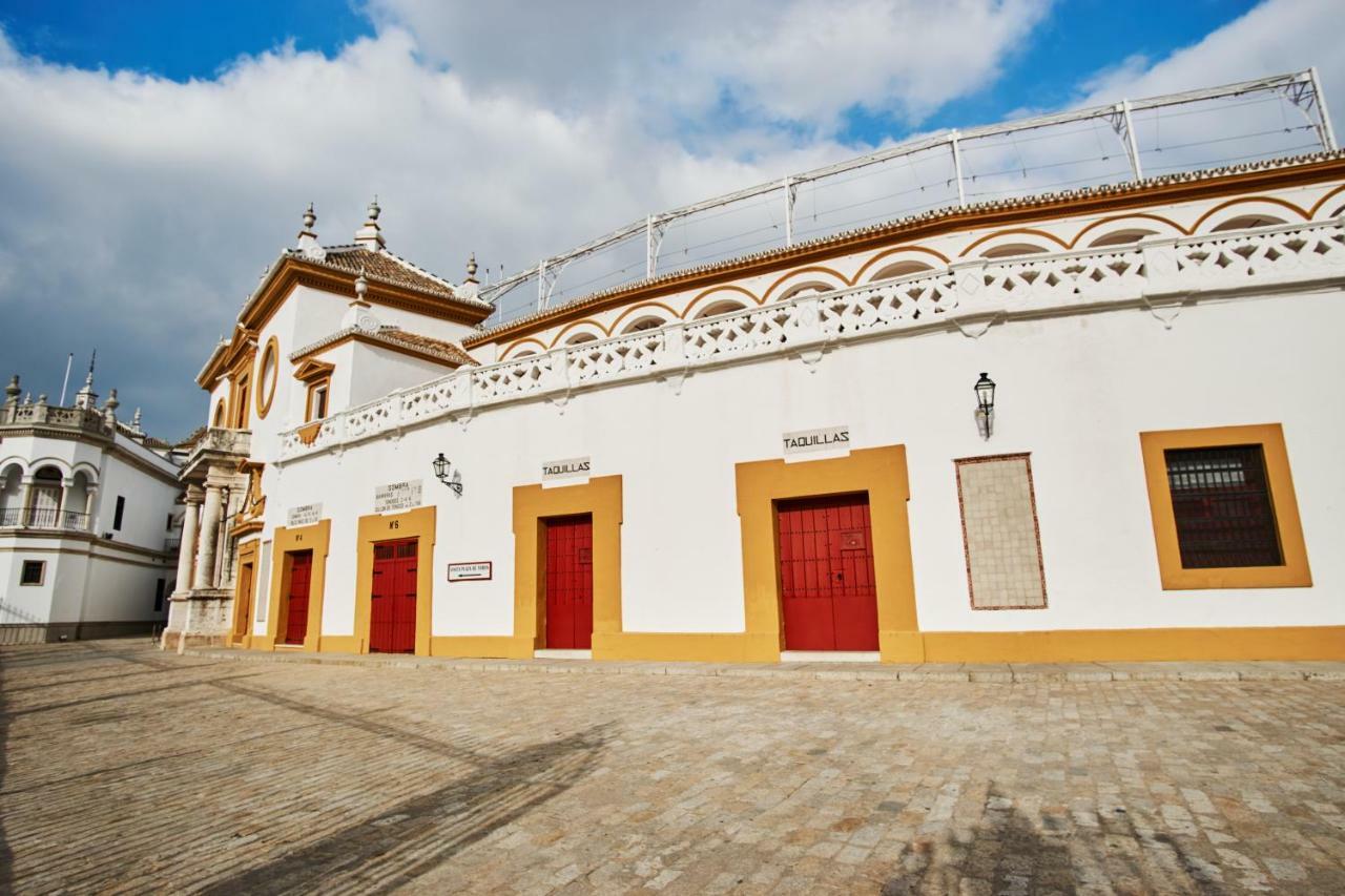 Arenal Carreteria Deluxe Suites By Valcambre Sevilla Eksteriør bilde