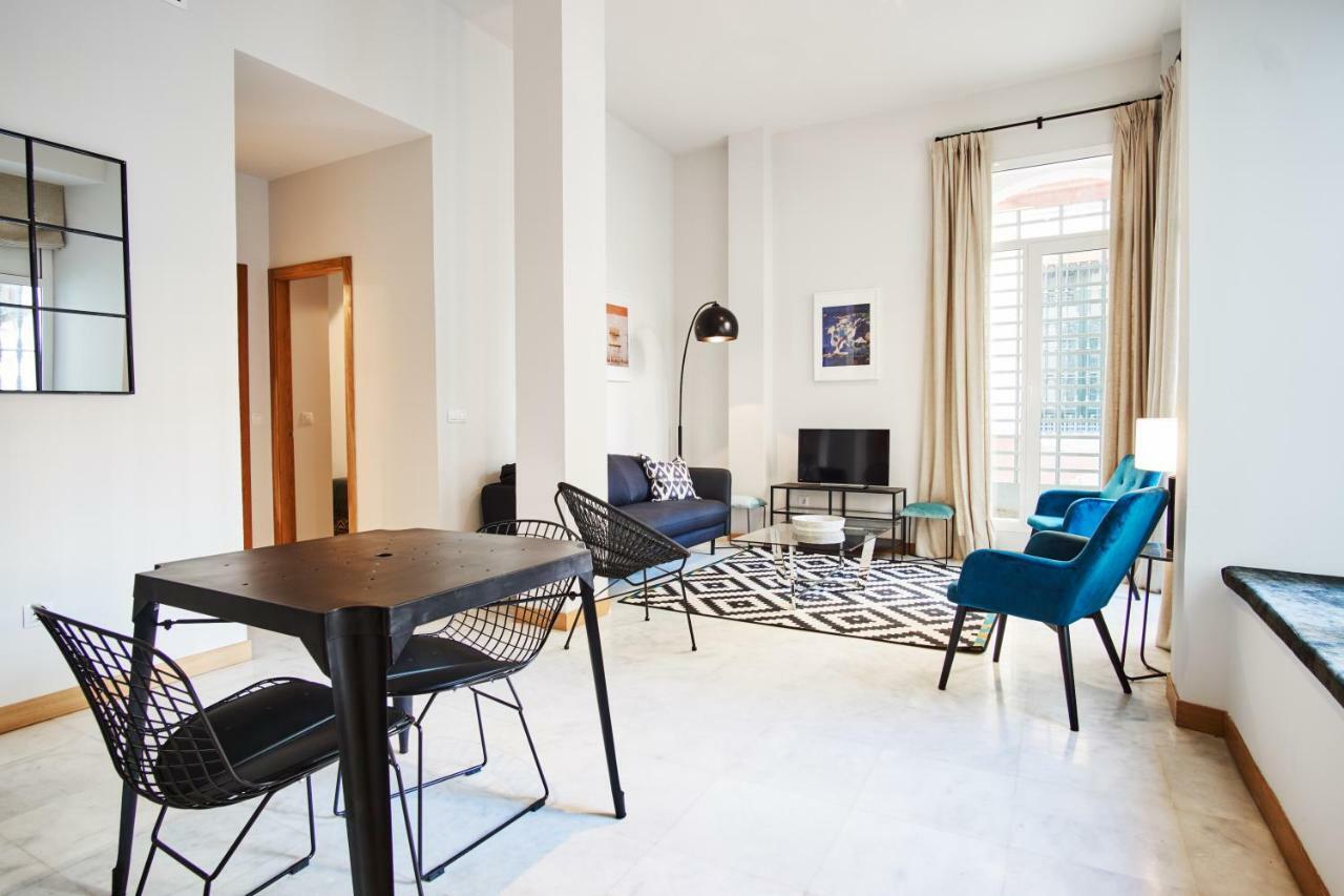 Arenal Carreteria Deluxe Suites By Valcambre Sevilla Eksteriør bilde